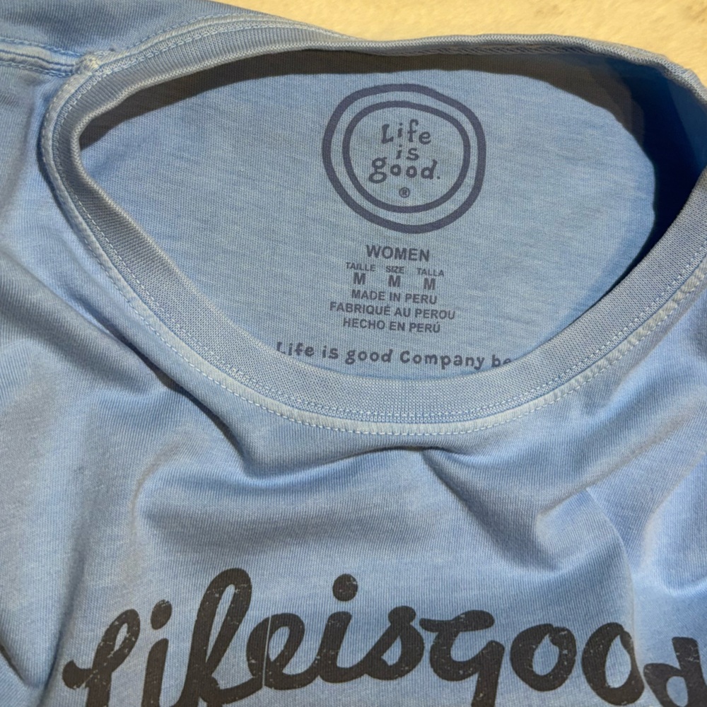Life is Good size medium light blue short sleeve t-shirt - Picture 3 of 7